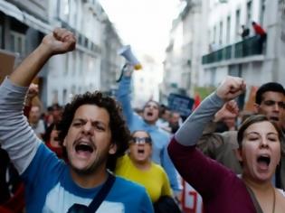 Φωτογραφία για Παρέλυσε η Πορτογαλία - Δείτε πως διαφημίζουν τις απεργίες τους