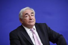 Ο Στρος Καν, τα 