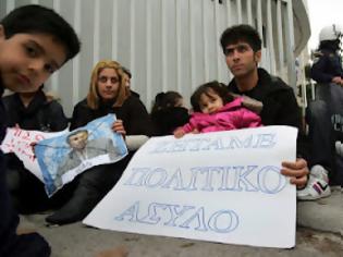 Φωτογραφία για Το 2011 η Ελλάδα δέχθηκε 9.310 αιτήσεις ασύλου...Τότε πως στο διάβολο σουλατσάρουν εκατοντάδες χιλιάδες λαθρομετανάστες ανάμεσα μας?