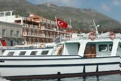 «Μπλόκο» σε τουρκικό πλοιάριο στο λιμάνι της Χίου…