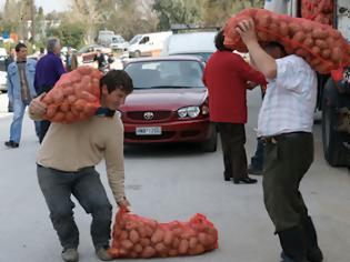Φωτογραφία για Και από την Αλβανία πήγαν στην Ηγουμενίτσα να πάρουν πατάτες από το Νευροκόπι!