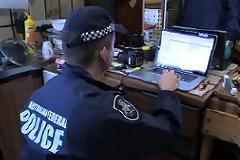 Εξαρθρώθηκε μεγάλο δίκτυο παιδικής πορνογραφίας στην Αυστραλία
