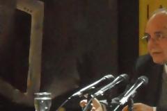 Χριστιανόπουλος: Καλύτερα να το βουλώνουμε και να χαιρόμαστε τα ποιήματα...