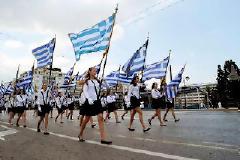 Έχουν κάτι να σκεφτούν…