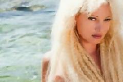 Τζούλια Αλεξανδράτου: Προτάσσει τα στήθη της και ετοιμάζεται για τις εκλογές!