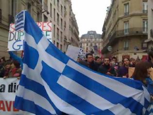 Φωτογραφία για «Είμαστε όλοι Έλληνες» και στην παρέλαση της ομογένειας...