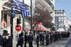 Παρέλαση με τα...ΜΑΤ και στην Πάτρα...