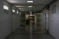 Χιλιάδες κακοποιοί κυκλοφορούν ελεύθεροι στην Ελλάδα