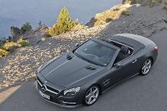 Οδηγούμε τη νέα Mercedes SL