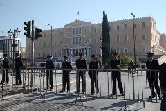 Μέχρι κι ο δημοσιογράφος του BBC κοροϊδεύει την ΕΛ.ΑΣ. για τα μέτρα που πήρε! [TWITTER]