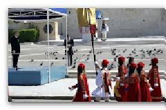 Η πιο φοβισμένη μαθητική παρέλαση που διεξήχθη ποτε