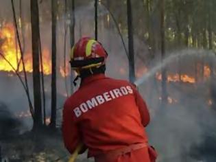Φωτογραφία για Ένας νεκρός στις πυρκαγιές της Πορτογαλίας