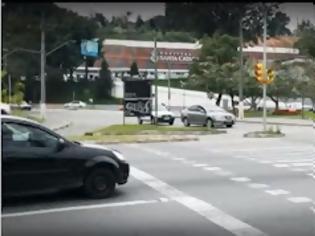 Φωτογραφία για Σεβασμός στους πεζούς [Video]