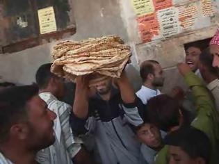 Φωτογραφία για Σημαντική έλλειψη τροφίμων στο Χαλέπι για τους αντάρτες