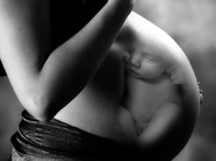 Φωτογραφία για ΕΚΠΛΗΚΤΙΚΟ VIDEO: Εννέα μήνες εγκυμοσύνης σε 2 λεπτά!
