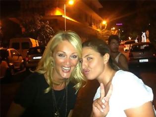 Φωτογραφία για Τα κορίτσια ξενυχτάνε