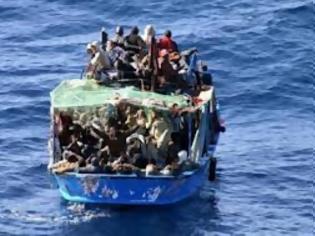 Φωτογραφία για Ακυβέρνητο σκάφος με λαθρομετανάστες έξω από την Κέρκυρα