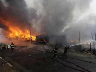 Φωτογραφία για Σάο Πάολο: Παραγκούπολη έπιασε φωτιά!