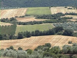 Φωτογραφία για ΚΑΙ ΣΤΑ ΑΓΡΟΤΕΜΑΧΙΑ ΘΑ ΕΠΙΒΛΗΘΕΙ Ο ΕΝΙΑΙΟΣ ΦΟΡΟΣ ΑΚΙΝΗΤΩΝ