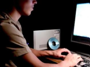 Φωτογραφία για 1 εκ. συσκευές Apple διέρρευσαν από χάκερς!