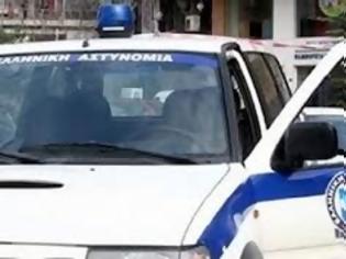 Φωτογραφία για Σπάτα: Τέσσερις συλλήψεις για ληστεία σε οδηγό ταξί