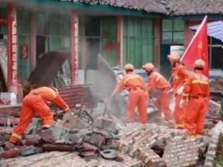 Φωτογραφία για Τουλάχιστον 20 οι νεκροί από τα 5,7 Ρίχτερ στην Κίνα