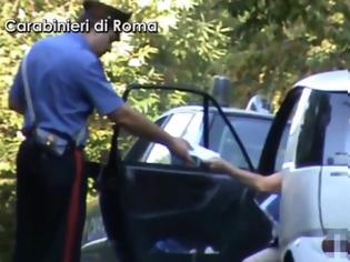 Φωτογραφία για VIDEO: Τυφλή... συνελήφθη ενώ οδηγούσε αυτοκίνητο!