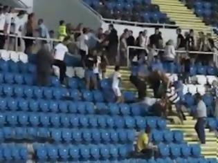 Φωτογραφία για Απίστευτο ξύλο μεταξύ οπαδών στην Ουκρανία! [Video]
