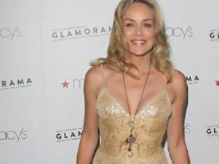 Φωτογραφία για Sharon Stone: Η πιο… νέα 54χρονη