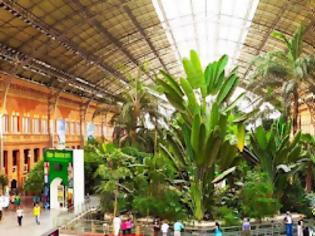 Φωτογραφία για Ένας… τροπικός σιδηροδρομικός σταθμός στη Μαδρίτη!