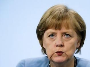 Φωτογραφία για Spiegel: Γιατί η Μέρκελ θέλει ξαφνικά την Ελλάδα στο ευρώ;
