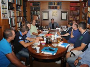 Φωτογραφία για Συνάντηση Νίκου Νικολόπουλου με εκπροσώπους της ΕΛΑΣ, της ΠΥ και του ΛΣ