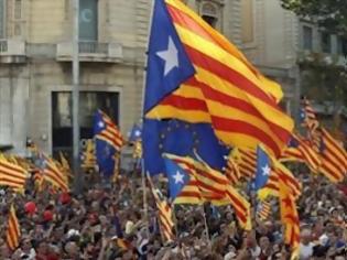 Φωτογραφία για 1,5 εκατ. κόσμος στους δρόμους της Βαρκελώνης για την ανεξαρτησία της Καταλονίας