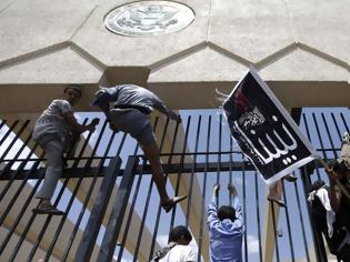 Φωτογραφία για Εισβολή φανατικών ισλαμιστών διαδηλωτών και στην αμερικανική πρεσβεία στην Υεμένη