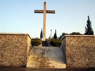 Φωτογραφία για Στην Πηγάδα η Χρυσή Αυγή