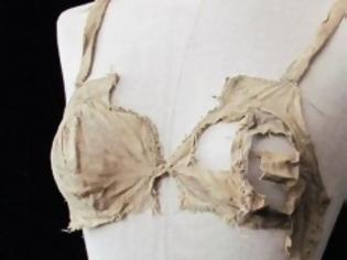 Φωτογραφία για Γυναικεία εσώρουχα ηλικίας... 500 ετών