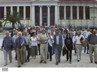 Φωτογραφία για Συγκέντρωση διαμαρτυρίας των Πανεπιστημιακών στις 25/9 στο Σύνταγμα