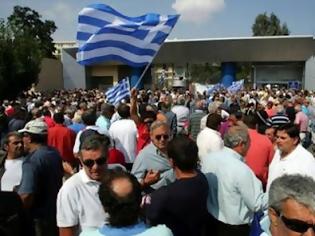 Φωτογραφία για Συγκέντρωση απόστρατων στη Πλατεία Κλαυθμώνος