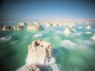 Φωτογραφία για Εντυπωσιακοί σχηματισμοί αλάτων στη Νεκρά Θάλασσα