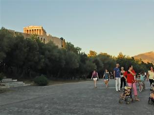 Φωτογραφία για Ο Μωάμεθ στην Ακρόπολη Το ΚΑΣ έδωσε την άδεια για κινηματογράφηση ντοκιμαντέρ με θέμα τη ζωή του