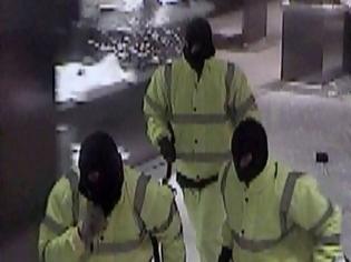 Φωτογραφία για VIDEO: Ληστεία αλά βρετανικά - Άρπαξαν ρολόγια 500.000 λιρών σε 80''