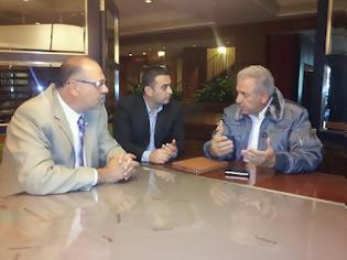 Φωτογραφία για Βορειοηπειρωτικό, Τσάμικο και Παιδεία τα βασικά θέματα που συζητήθηκαν στην συνάντηση Αβραμόπουλου με την Πανηπειρωτική Ομοσπονδία Αμερικής