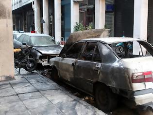 Φωτογραφία για Επίθεση με μολότοφ κατά του Α.Τ. Ακροπόλεως