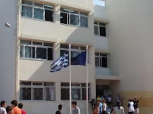 Φωτογραφία για Μαθητές του 2ου Γυμνασίου Αγρινίου στο νοσοκομείο από ναφθαλίνη