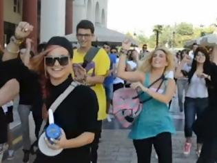 Φωτογραφία για Το πιο Gangnam Style parody στην Ελλάδα! [video]