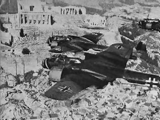 Φωτογραφία για 9 Οκτωμβρίου..Την ίδια ημέρα που έρχεται η Μέρκελ,οι Γερμανοί βομβάρδισαν την Αθήνα.