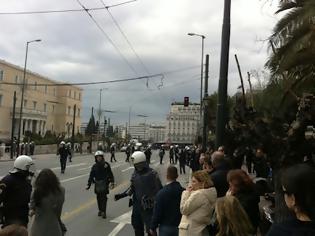 Φωτογραφία για Πρωτοφανής απαγόρευση διαδηλώσεων την Τρίτη στο κέντρο της Αθήνας από τον Γενικό Αστυνομικό Διευθυντή Αθηνών