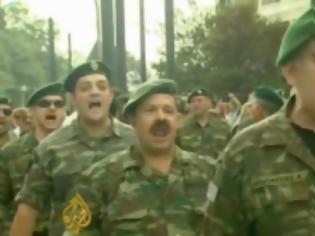 Φωτογραφία για “Μαζί,μαζί να φύγουν οι ναζί”! φώναζαν “πρασινοσκούφηδες” στη συγκέντρωση. ΒΙΝΤΕΟ