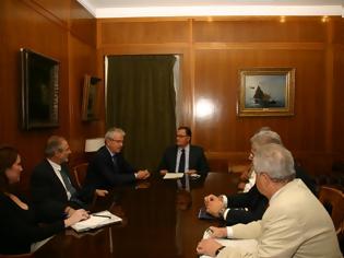 Φωτογραφία για Συνάντηση Υπουργού Εθνικής Άμυνας Πάνου Παναγιωτόπουλου με τον Πρόεδρο της Ένωσης Ελλήνων Εφοπλιστών Θεόδωρο Βενιάμη