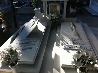 Φωτογραφία για Νικολέτα Σεργιανοπούλου: Η τραγική της μοίρα και ο τάφος δίπλα στον γιό της Νίκο!!!